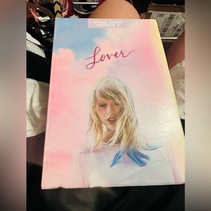 Taylor swift lover journal Version 3